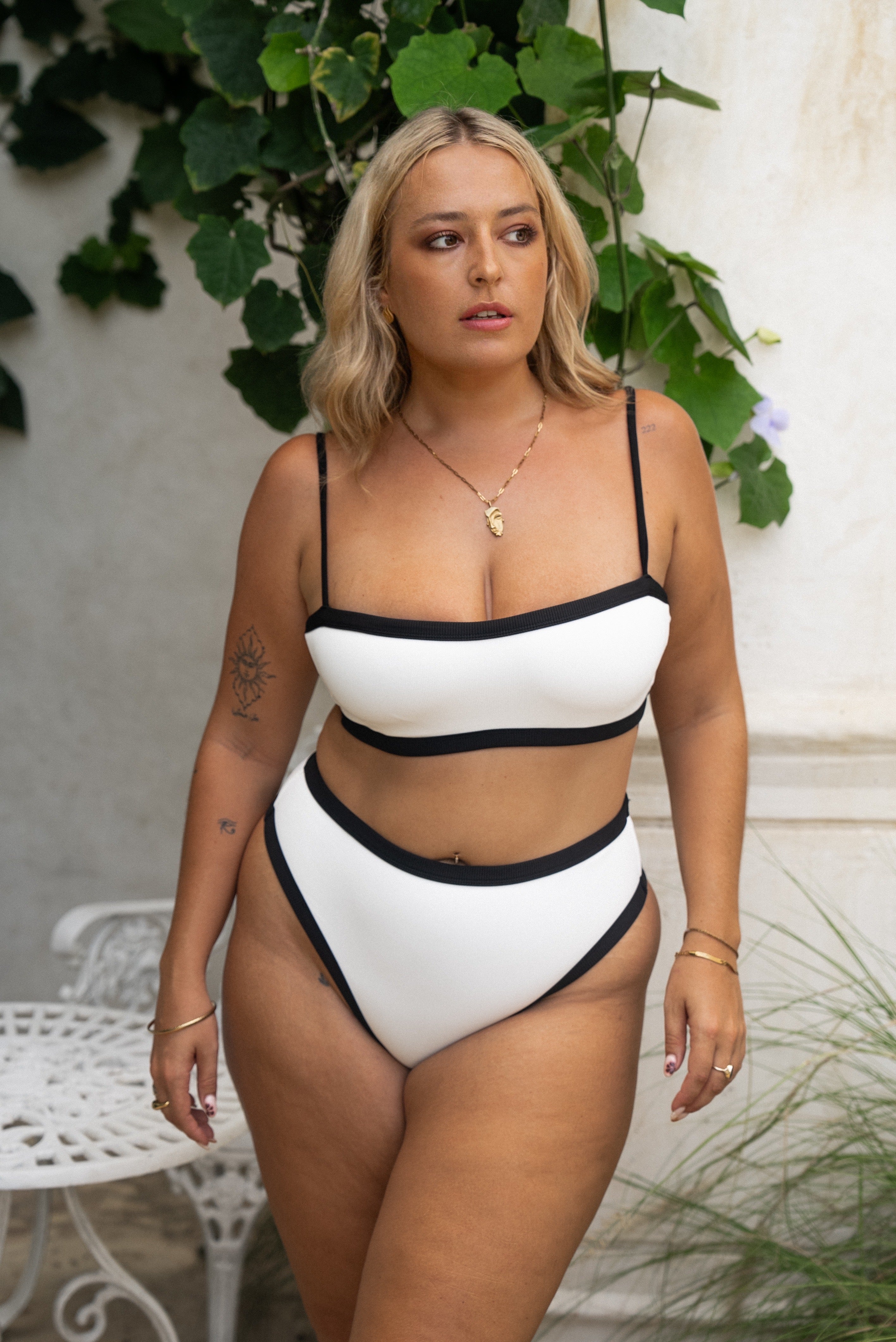 Holiday Romance / Bikini top / White + Black Rib